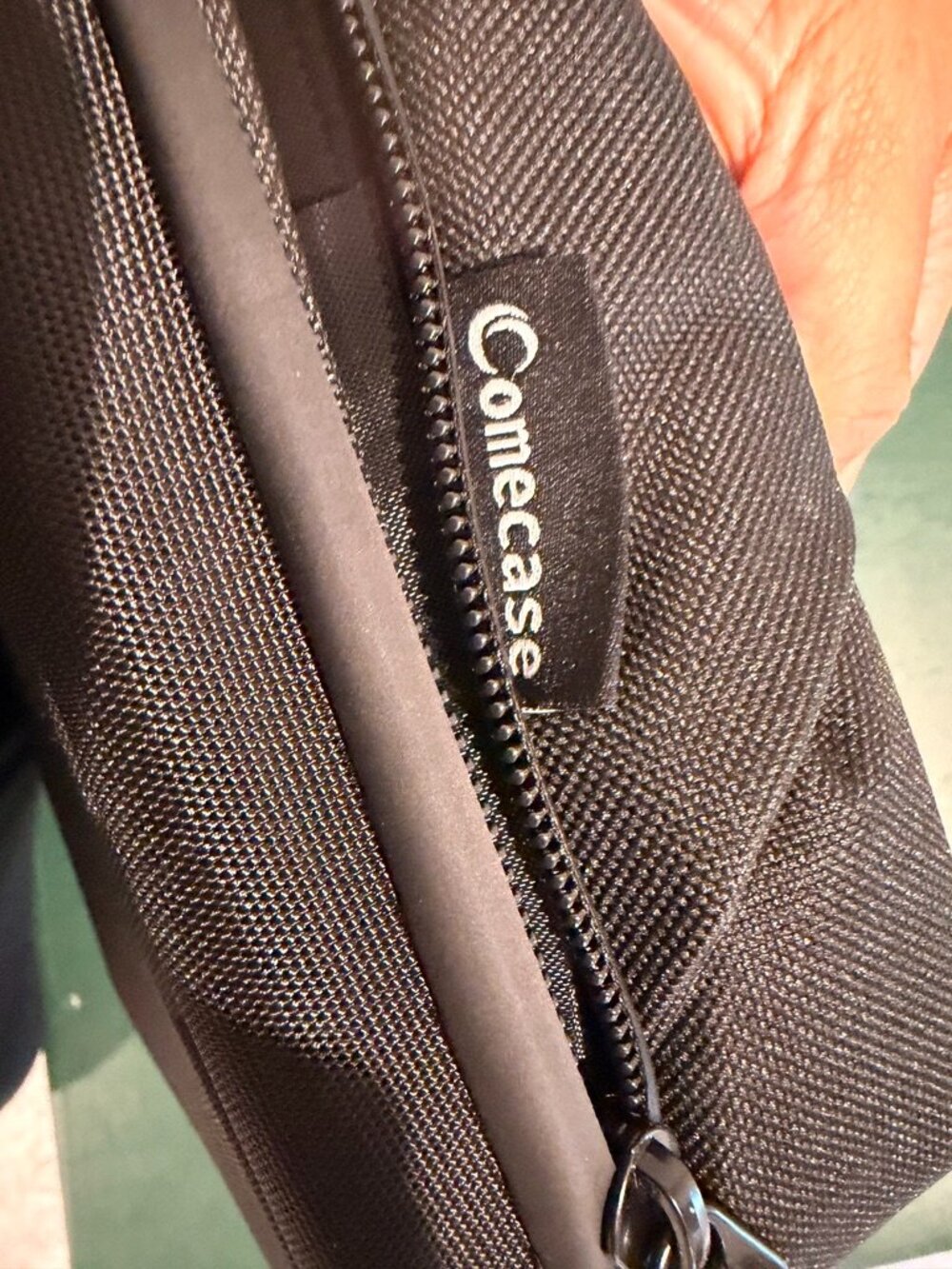 NWOT Comecase Hard Shell Camera Sling Bag DSLR Mirrorless Water Resistant Black - Picture 8 of 13
